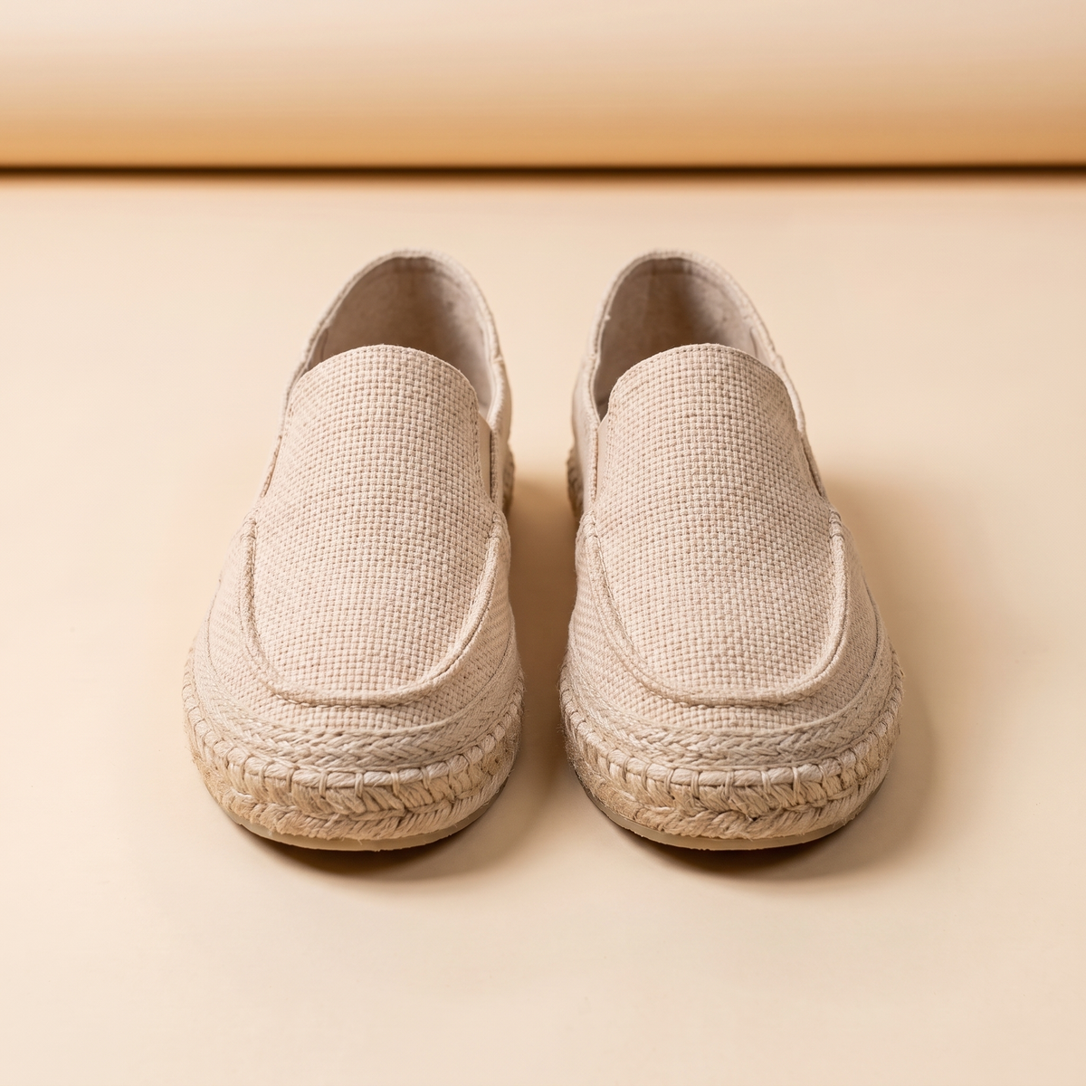Gael Beige - front